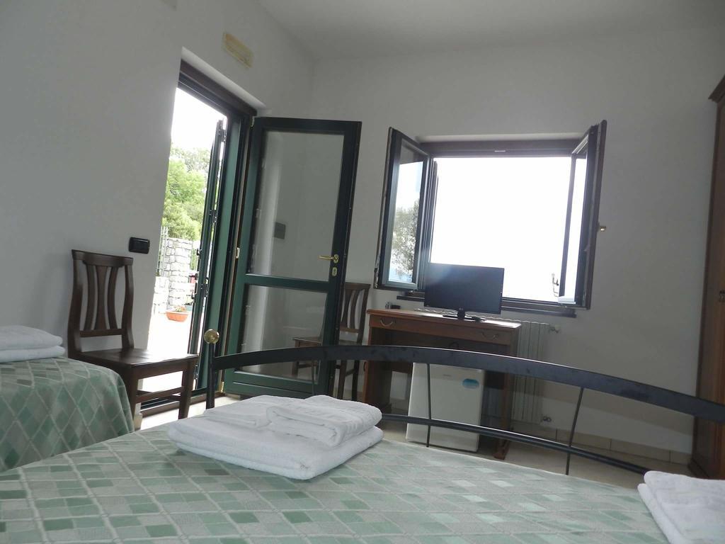 Bel Tempio Guest House San Giovanni a Piro Exterior photo